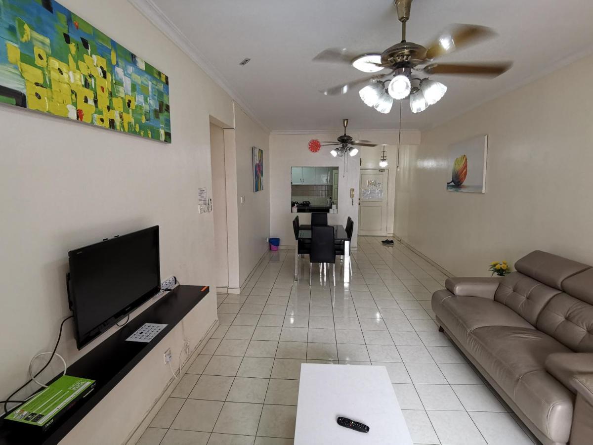 5 Bedrooms Penthouse 3 Bedrooms Marina Court Apartment Kota Kinabalu