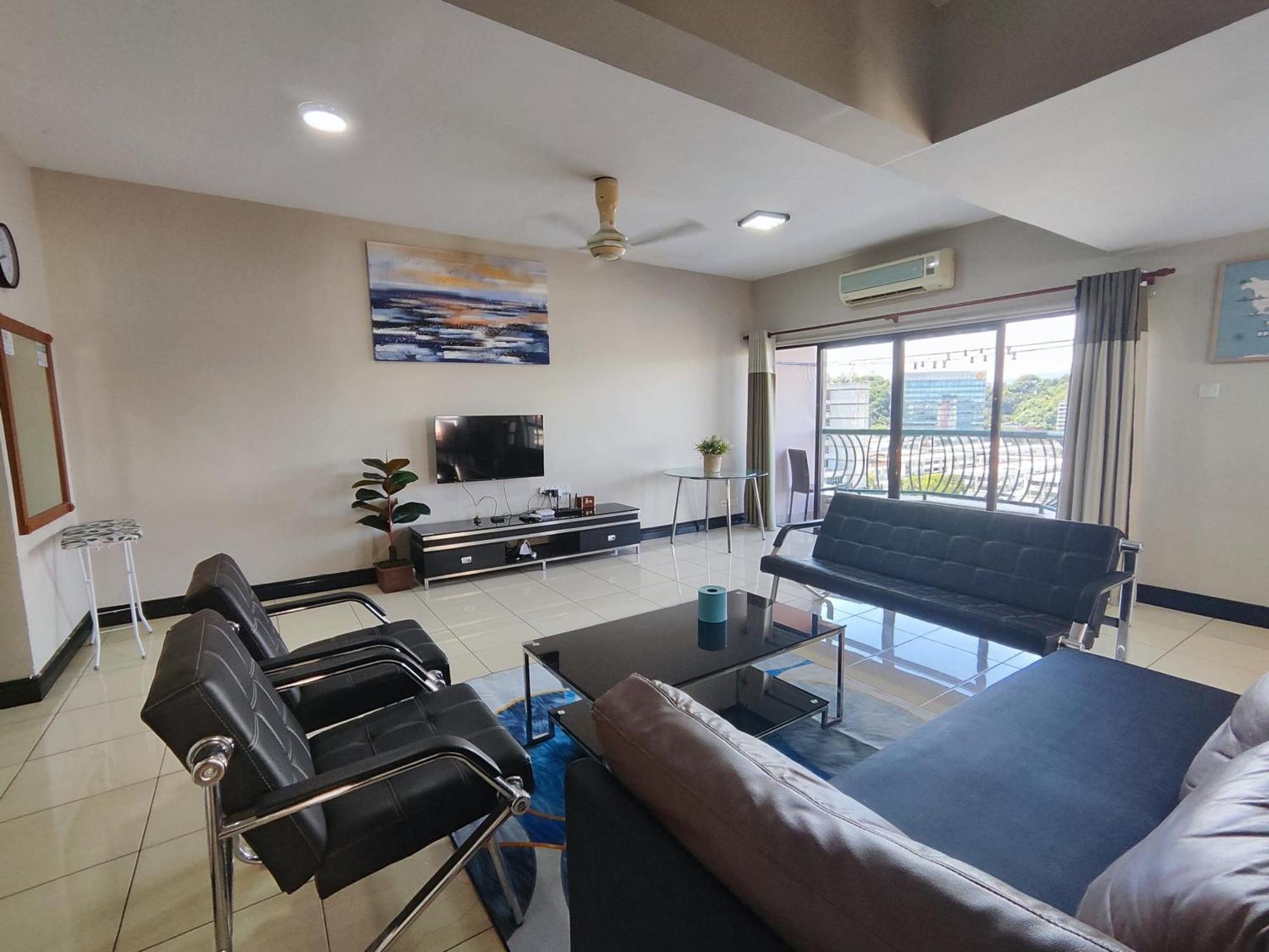 Apartment 5 Bedrooms Penthouse 3 Bedrooms Marina Court