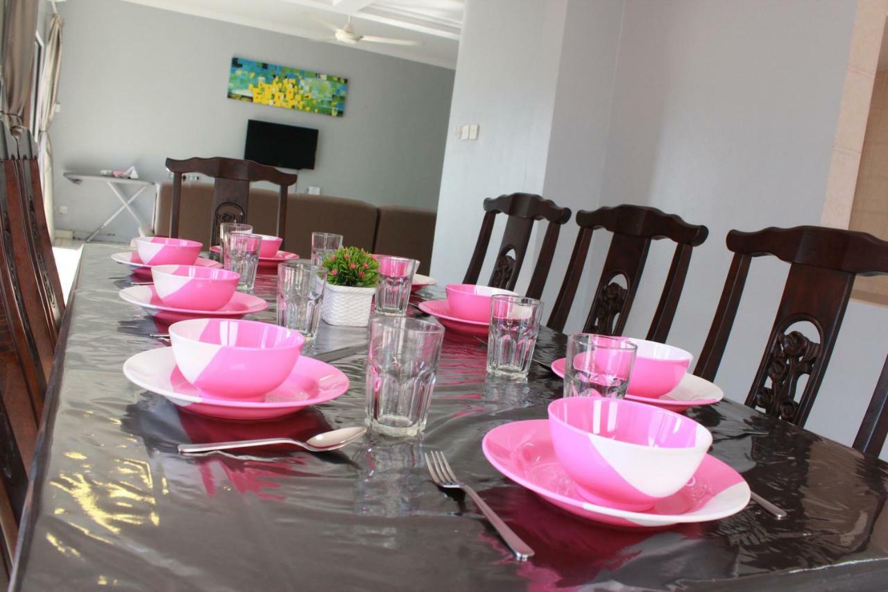 Apartment 5 Bedrooms Penthouse 3 Bedrooms Marina Court
