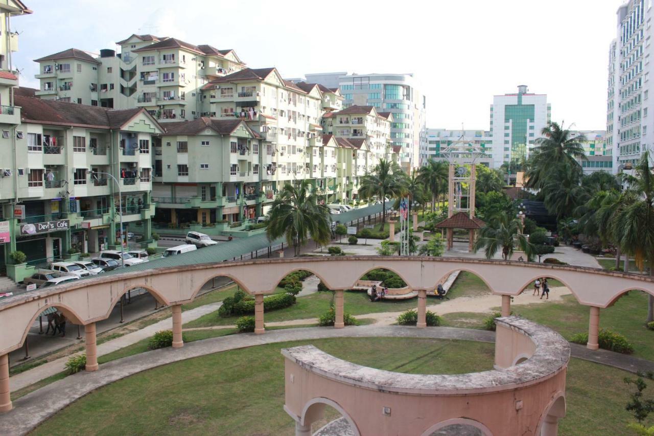 Apartment 5 Bedrooms Penthouse 3 Bedrooms Marina Court