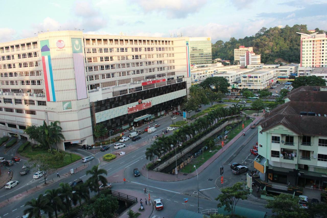 Apartment 5 Bedrooms Penthouse 3 Bedrooms Marina Court Kota Kinabalu