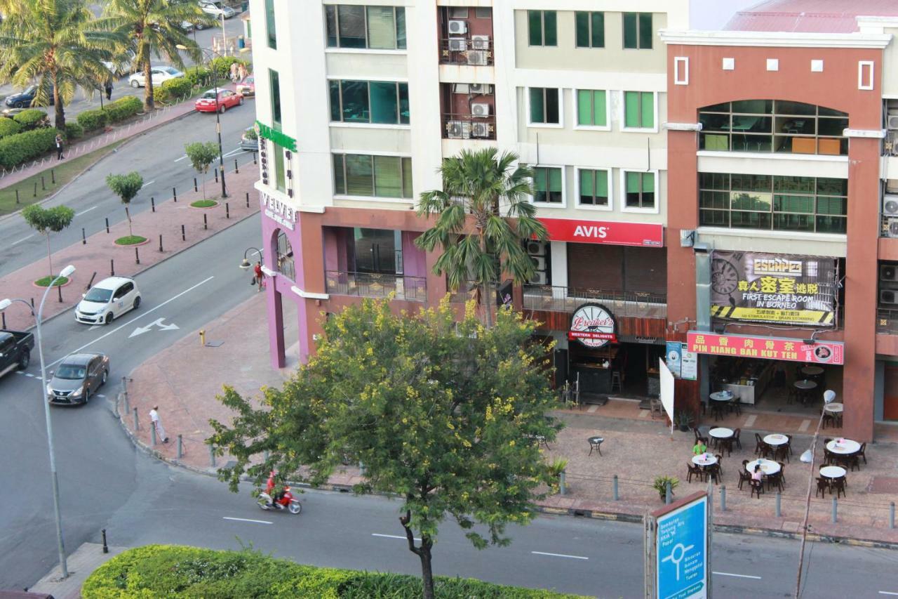 5 Bedrooms Penthouse 3 Bedrooms Marina Court Kota Kinabalu