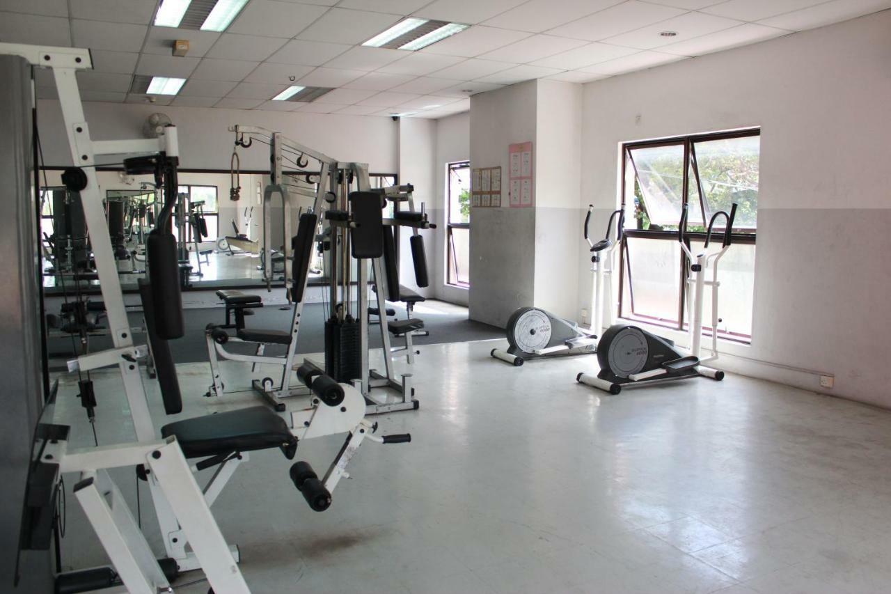Apartment 5 Bedrooms Penthouse 3 Bedrooms Marina Court Kota Kinabalu