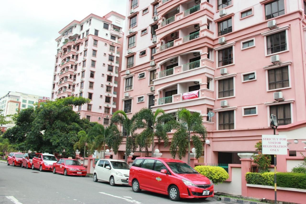 5 Bedrooms Penthouse 3 Bedrooms Marina Court Apartment