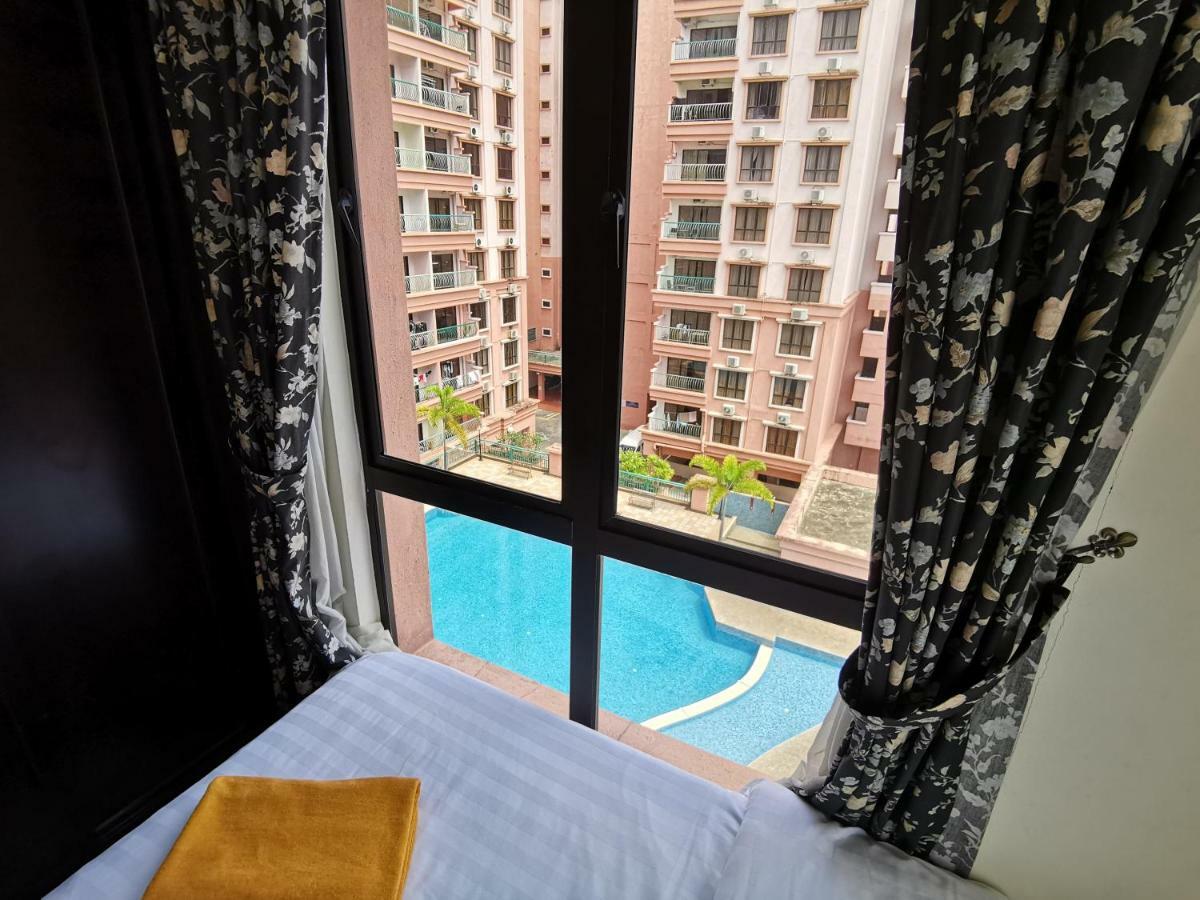 5 Bedrooms Penthouse 3 Bedrooms Marina Court Kota Kinabalu