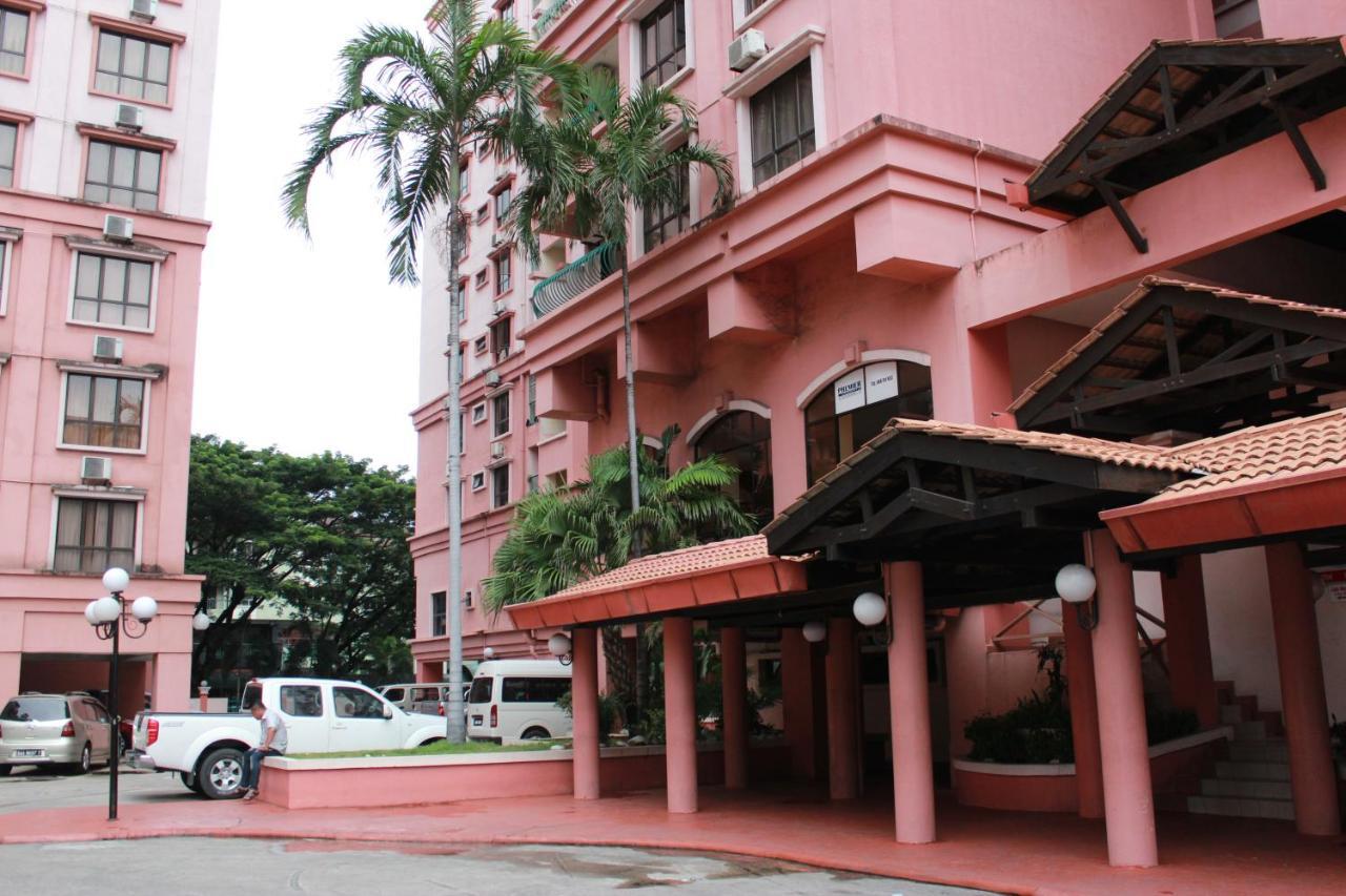 5 Bedrooms Penthouse 3 Bedrooms Marina Court Apartment